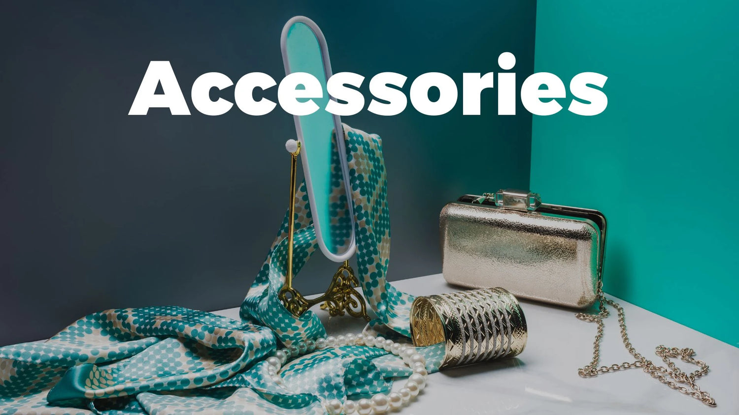 Accessories - Hollywood Box